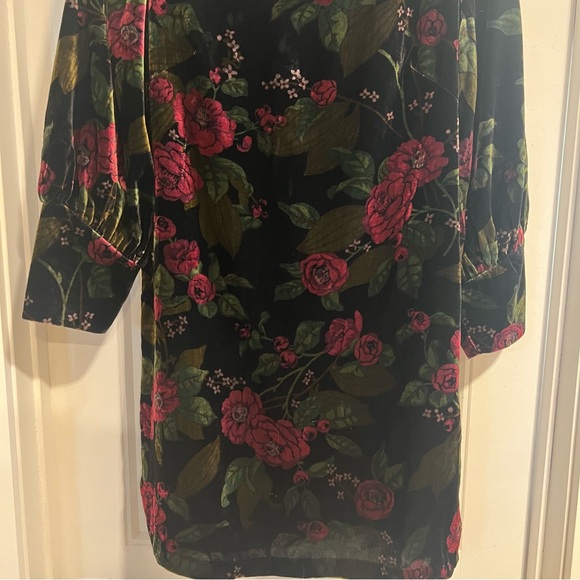 Ann Taylor Petite Velvet Floral Print Long Sleeved Mini Dress. Size 6P. NWT. - Picture 8 of 14